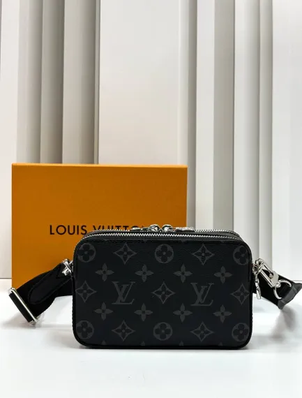 Бумажник Louis Vuitton Alpha Wearable Monogram Eclipse
