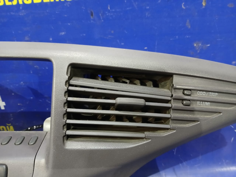 Блок управления климат-контролем TOYOTA PRIUS 1998