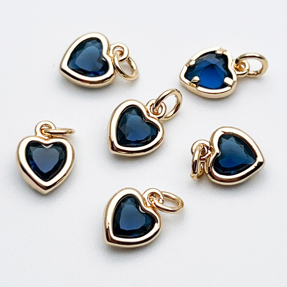 Подвеска Сердце, цвет золото+синий, размер 8*6,5 мм, цена за 1 шт