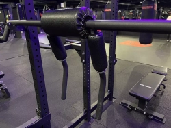 Безопасный гриф для приседа SAFETY SQUAT