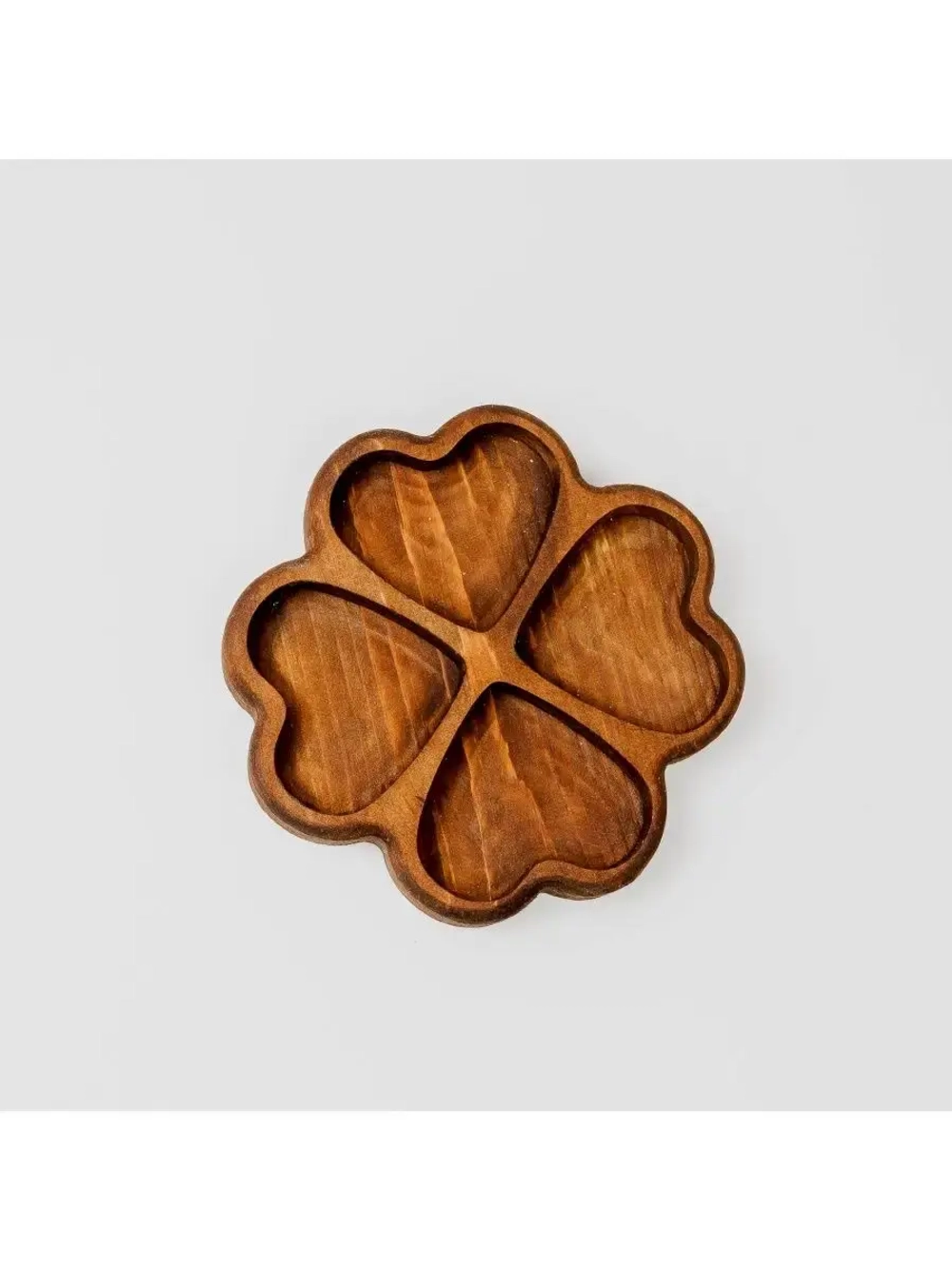 Деревянная менажница "Клевер" из кедра