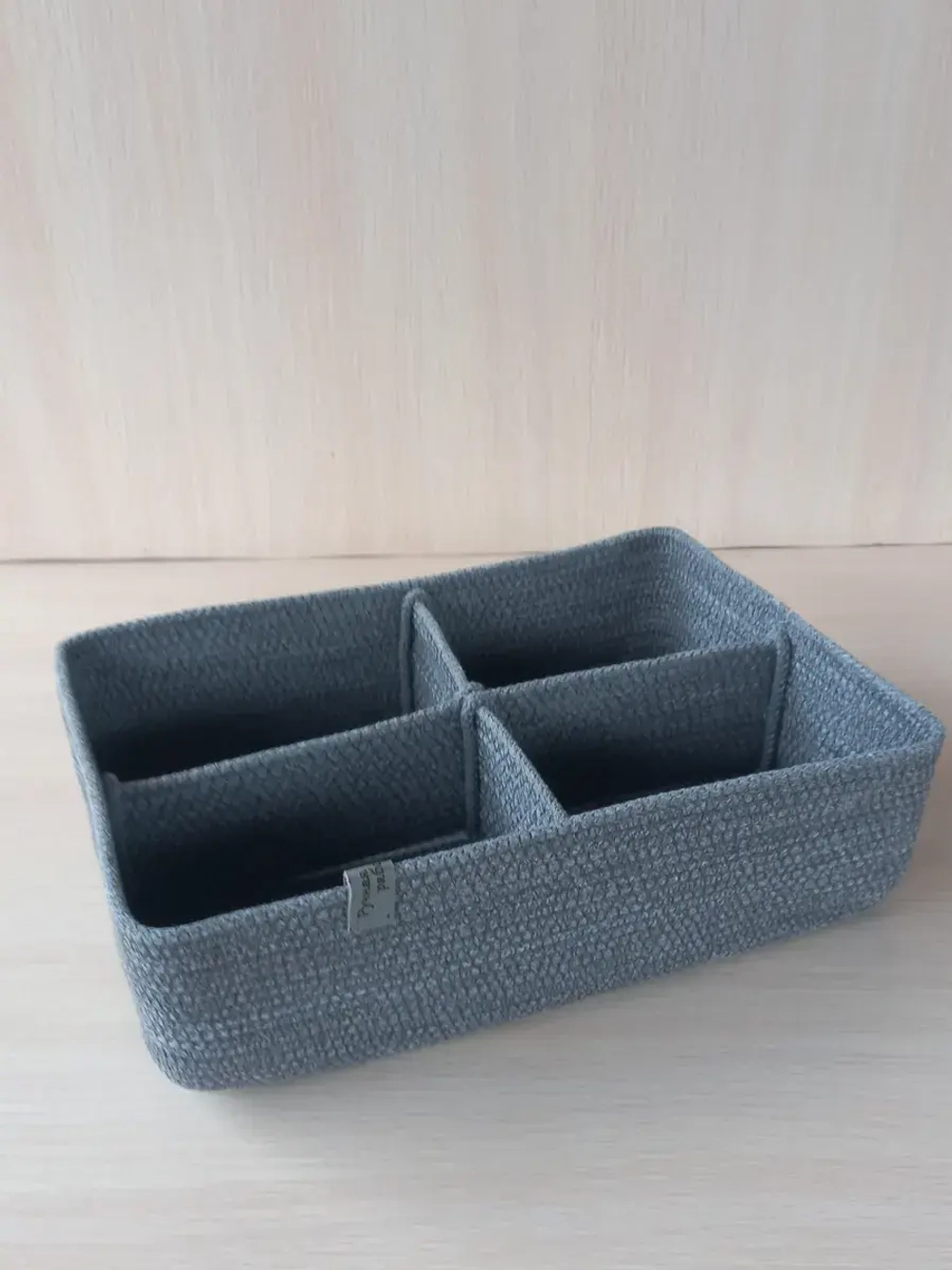 Органайзер для косметики плетеный