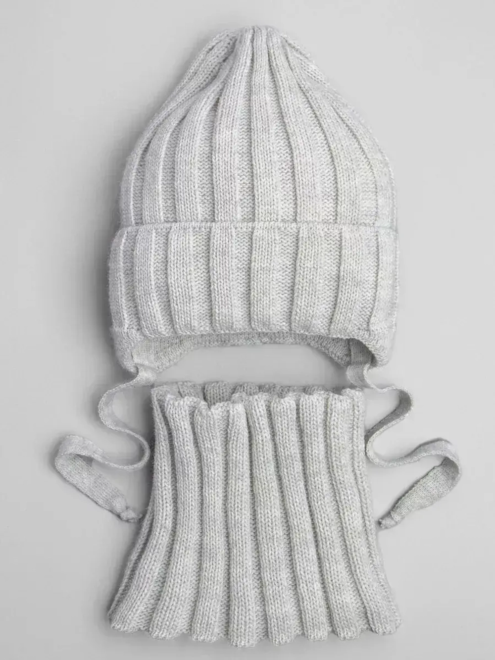 Шапка детская осенняя со снудом