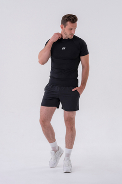 Мужская футболка Nebbia Functional Slim-fit T-shirt 324 Black