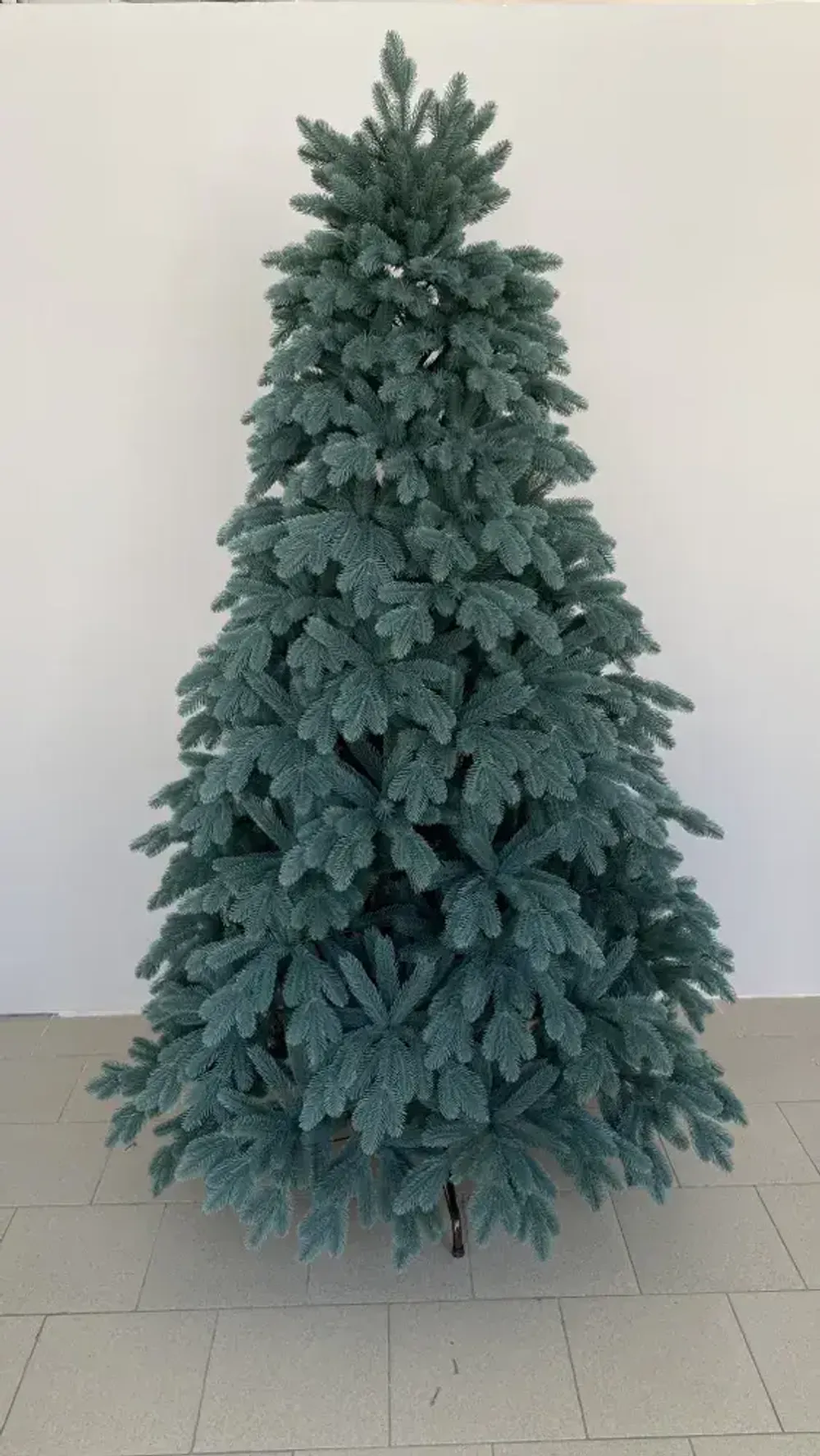 Голубая ель искусственная «Магдалена» (Литая хвоя) от 1,2 м до 3 м