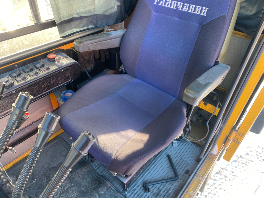 Галичский автокрановый завод (ГАКЗ) КС-55713* на шасси КамАЗ 43118 6x6 Автокран КС-55713-5В (Дизельн