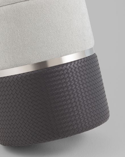 Пуф Кэрри с ящиком серебро шенилл серо-черный