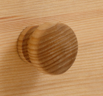 Письменный стол Вадим из массива сосны с ящиком и тумбой, лакированный