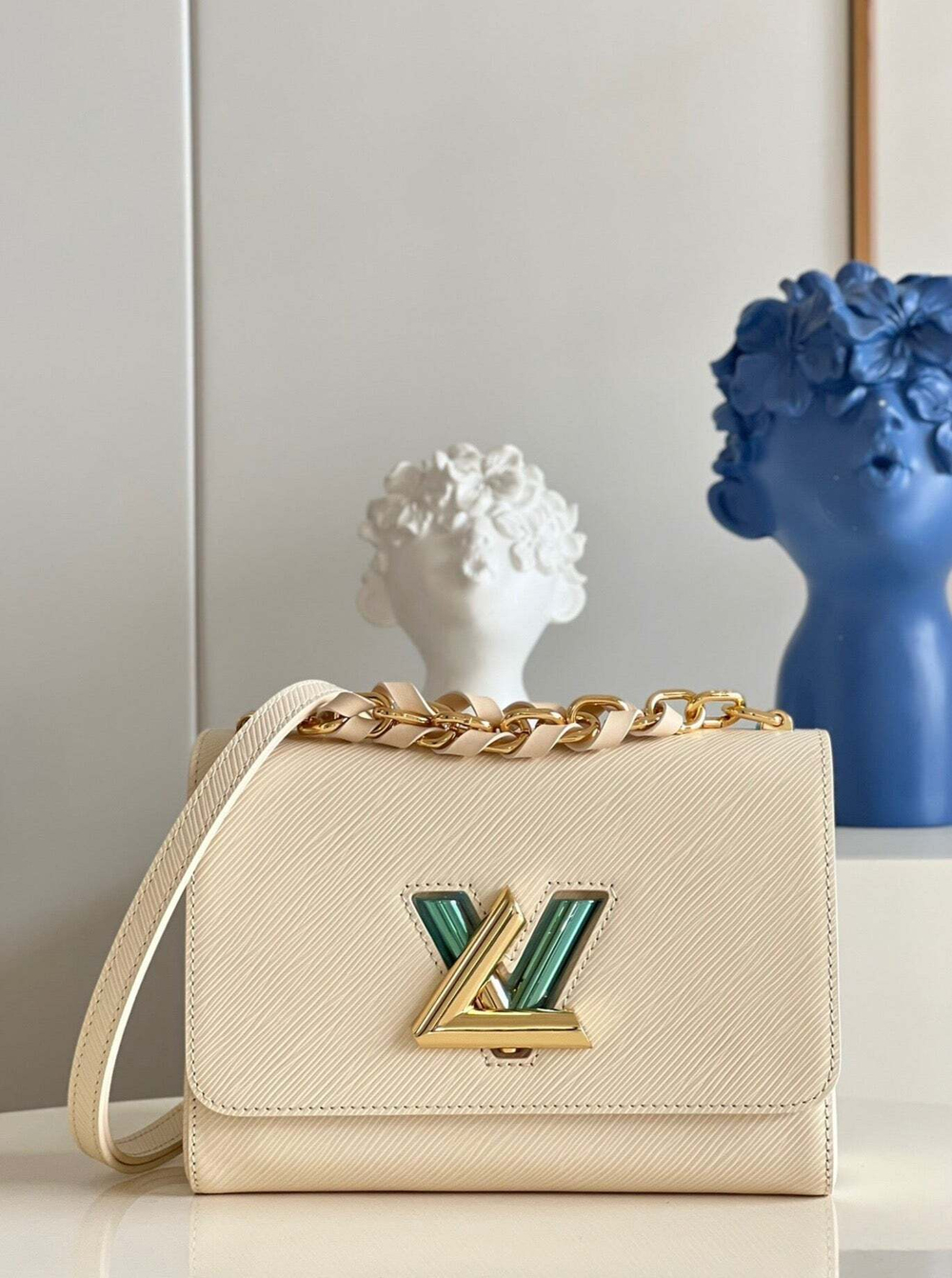 Louis Vuitton Twist MM