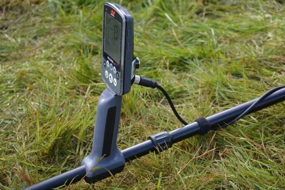 Металлоискатель Minelab EQUINOX 800