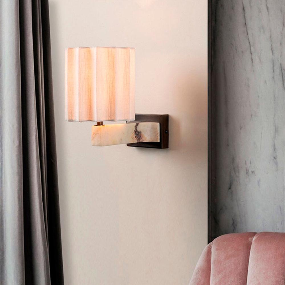Настенный дизайнерский светильник Viotti Calacatta Viola от Lights & Lamps