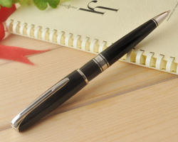 Шариковая ручка Waterman Charleston, цвет: Black/CT, стержень: Mblue