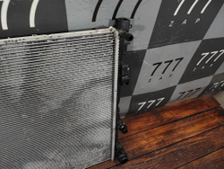 Радиатор двигателя Mercedes GLE (V167) 18-нв Б/У Оригинал A1675006301