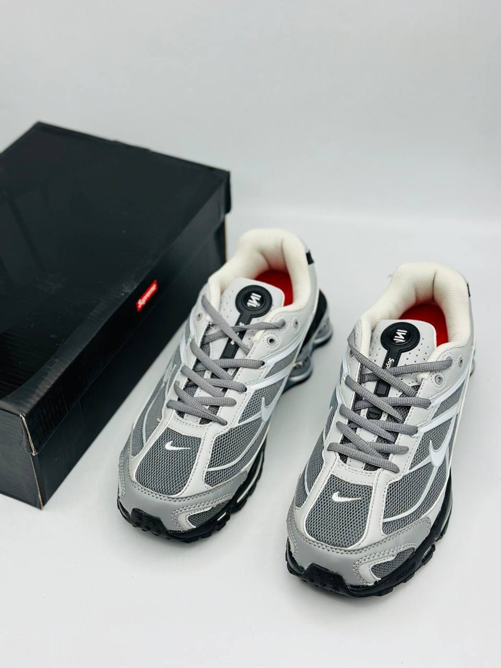 Мужские кроссовки Nike Supreme