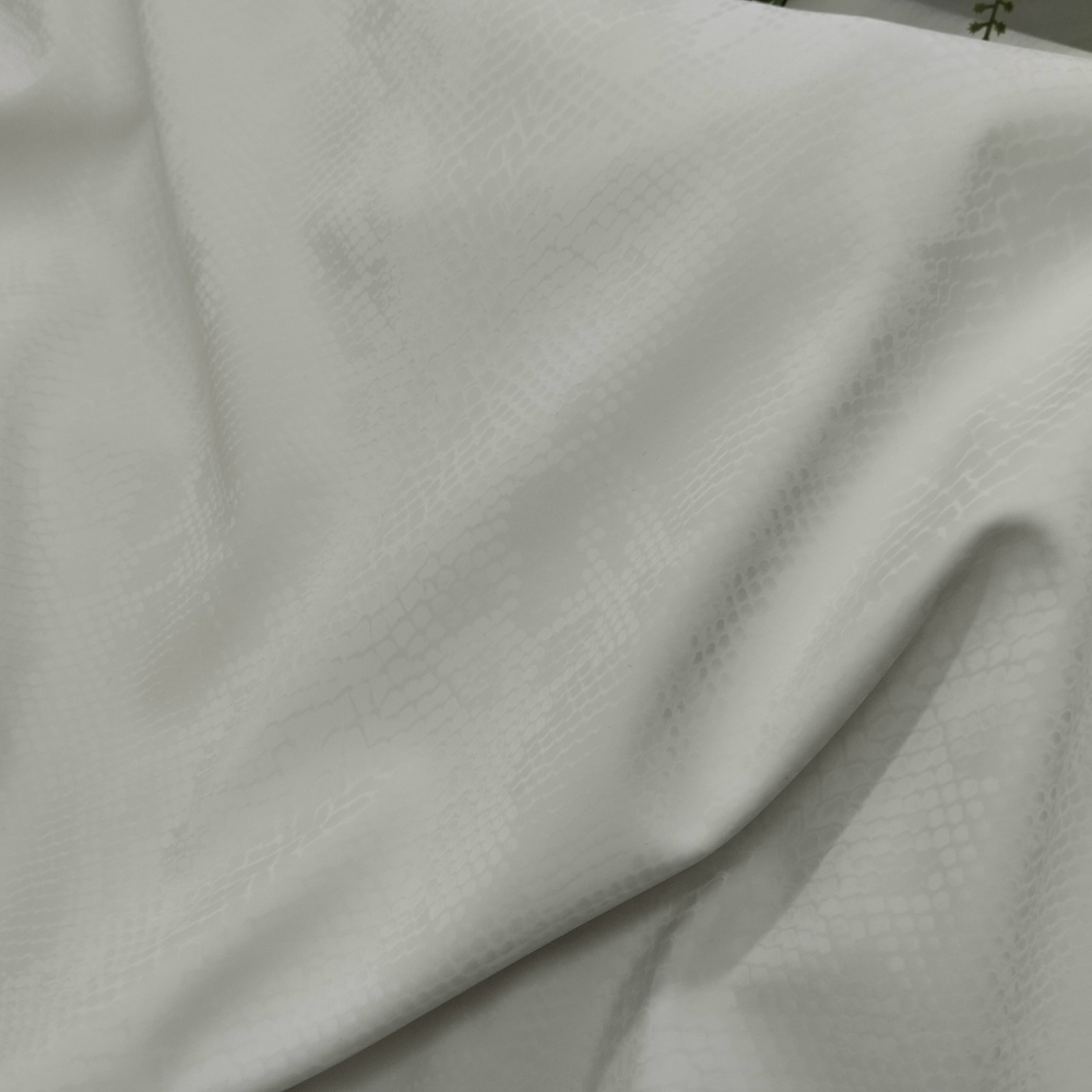 Кожа стрейч на флисе белый