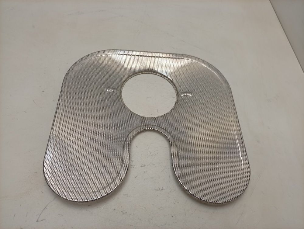 WP79/2 ктп6 Решётка сливного фильтра для посудомоечной машины Bauknecht Whirpool Indesit C00313265 б/у