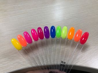 Цветная неоновая база Global Fashion, 8 мл, 01