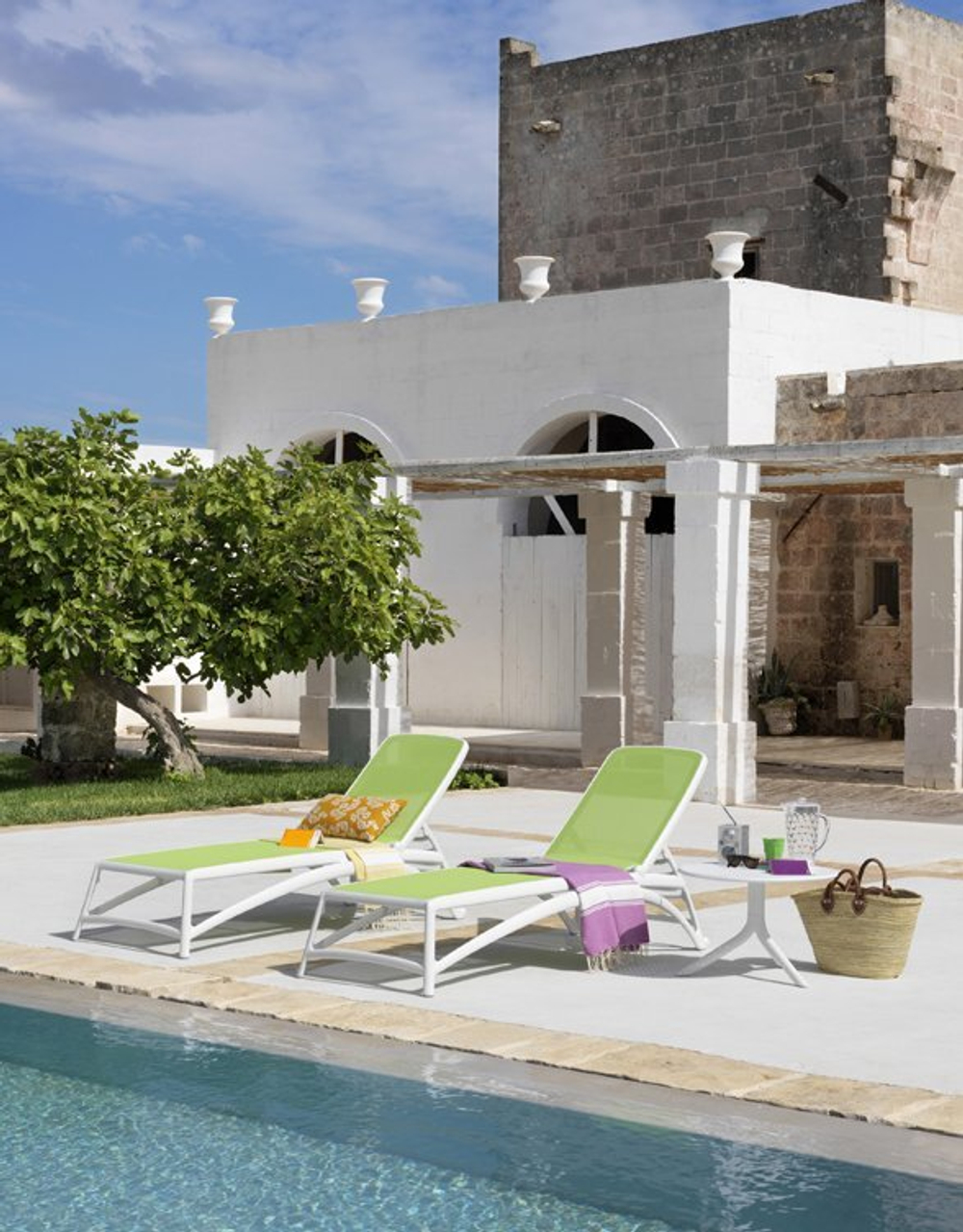 Шезлонг-лежак пластиковый Nardi Atlantico, кофе, тортора