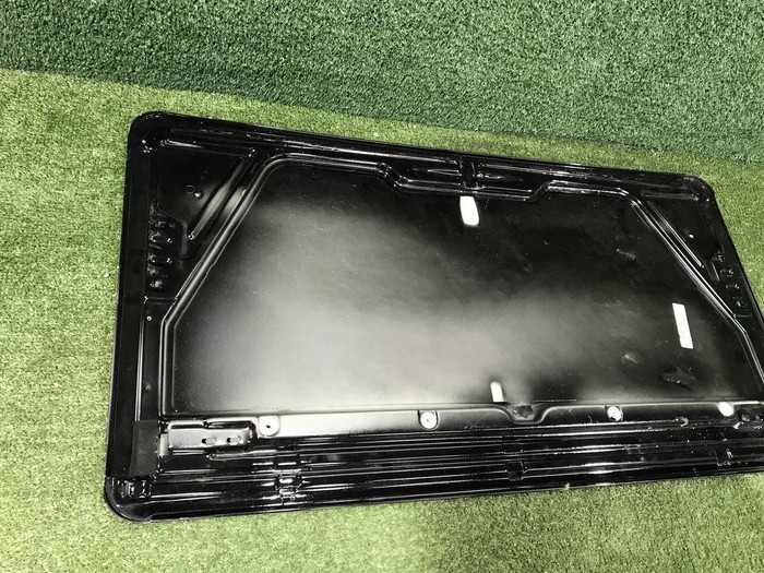 Люк крышка люка Mercedes G W463 (2012-н.в.)