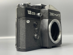 Зенит 12+ Helios 44m-4 2/58