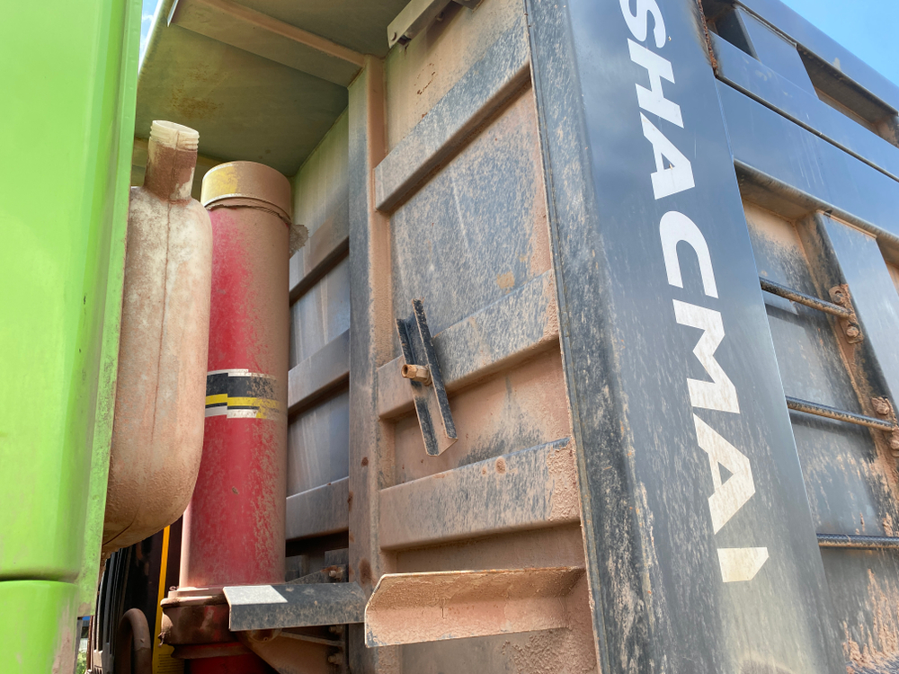 Shacman (Shaanxi) SX* 8x4 Самосвал SX33186V366 (Дизельный, 11,6 л, 423 л.с., МТ)