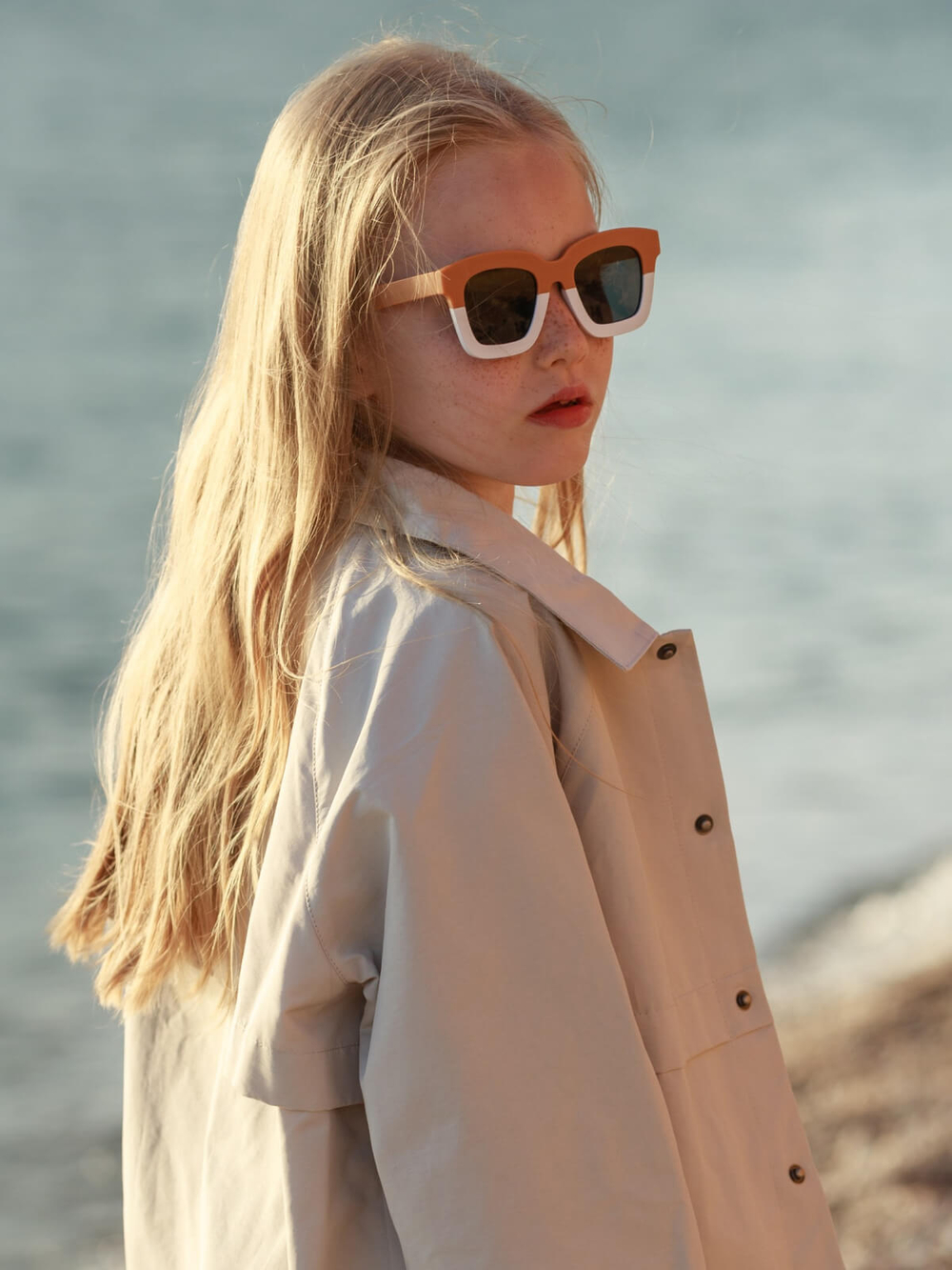 Тренч укороченный Mjölk White Sand