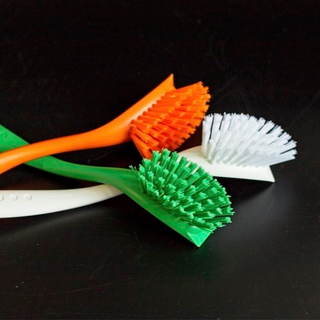 Щетка для чистки корзинок