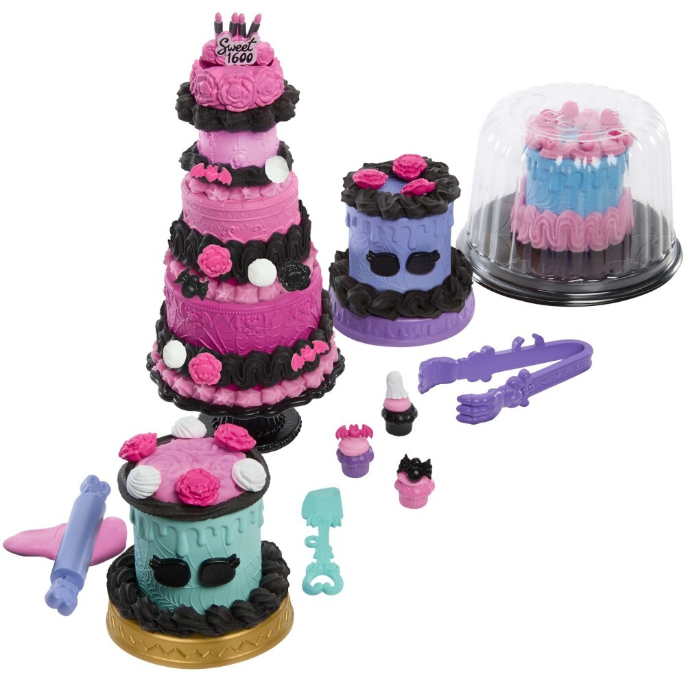 Monster High - STRASZY SWEET BIRTHDAY Набор с куклой и тортом DIY JBG78