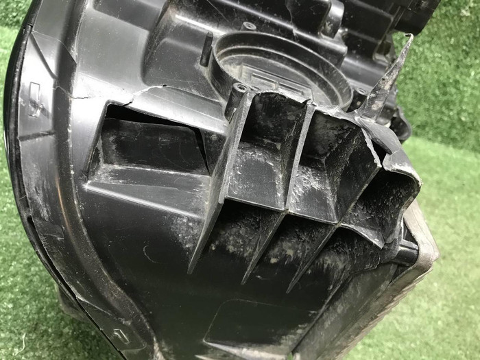 Фара правая Hongqi E-HS9 (2020-н.в.) LED