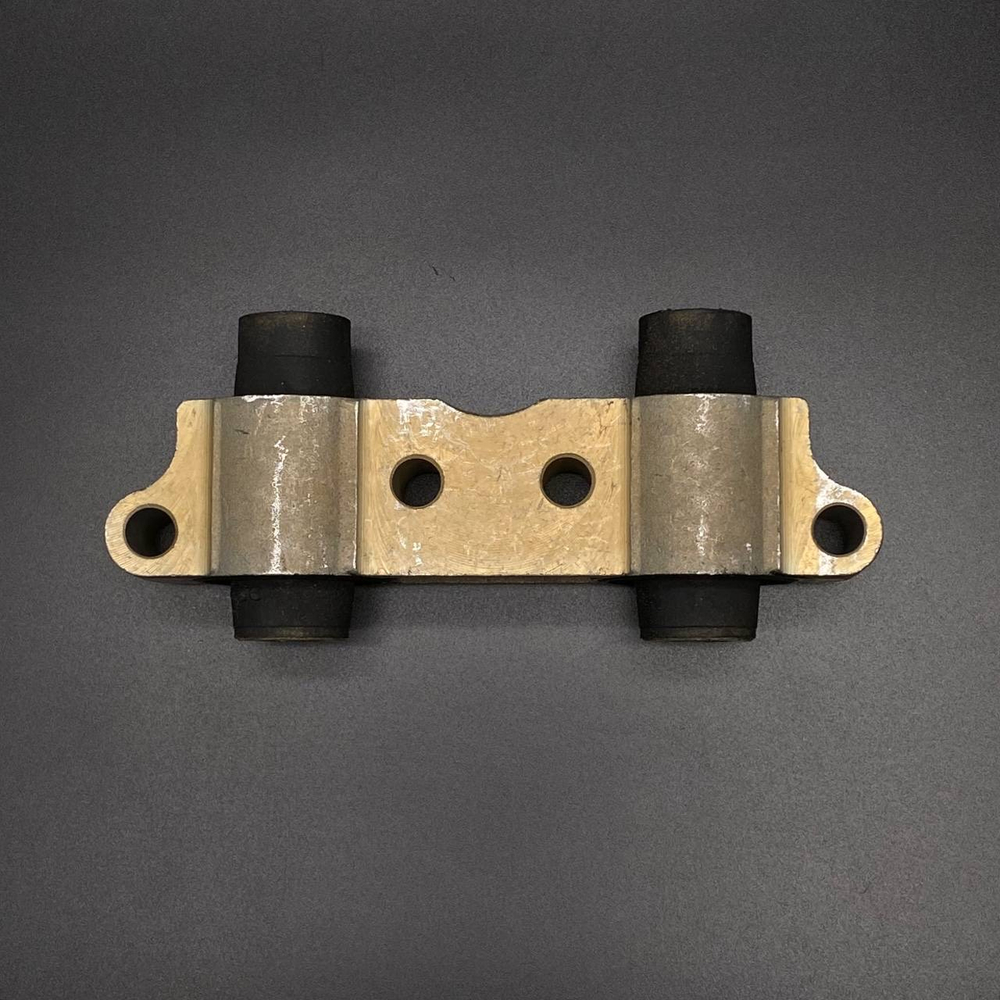 Опора резинометаллическая MOUNT (Quicksilver)