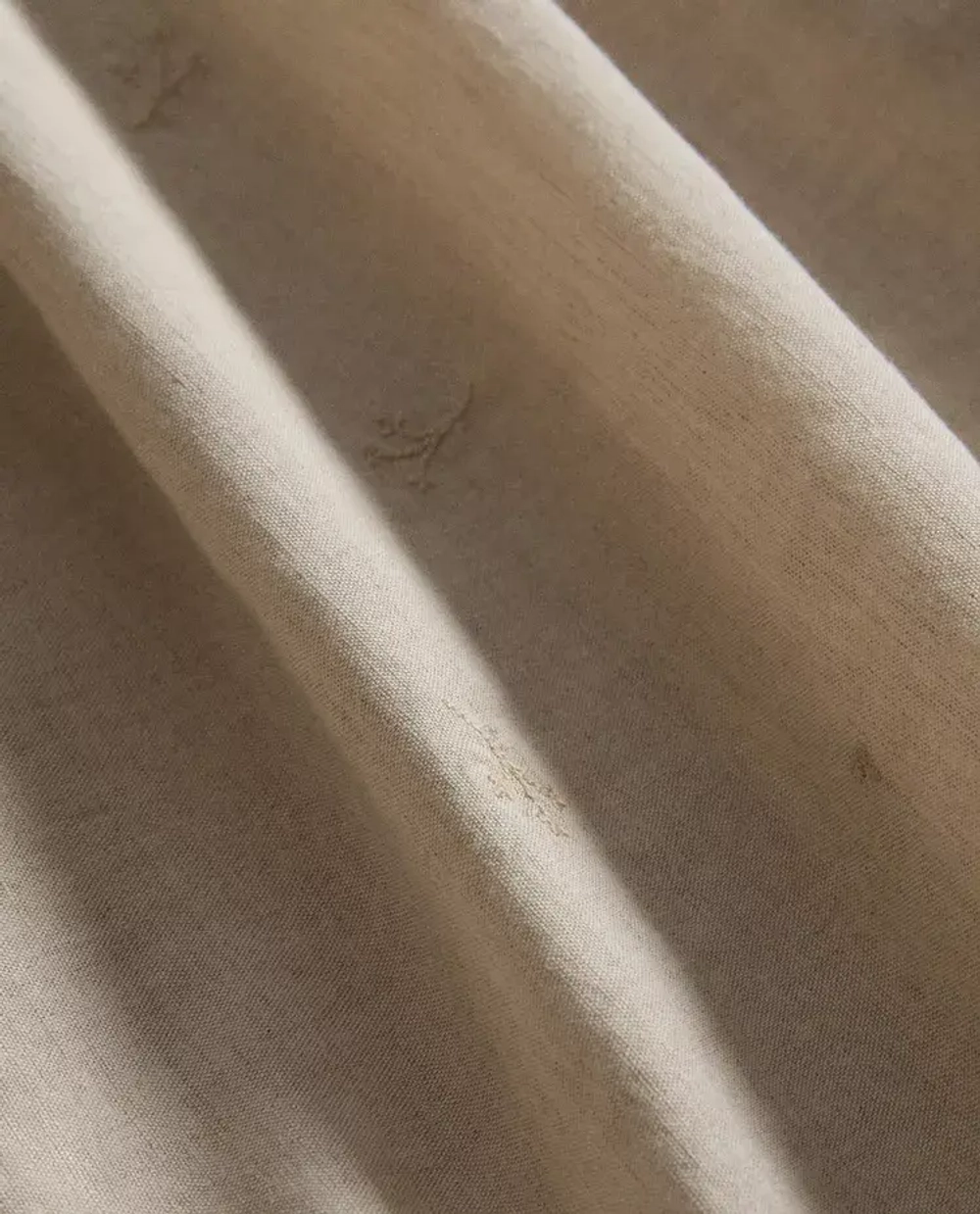 ZARA HOME ДЕТСКИЙ ПОДОДЕЯЛЬНИК С ЦВЕТОЧНОЙ ВЫШИВКОЙ, СВЕТЛО-БЕЖЕВЫЙ