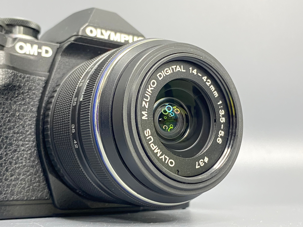 Olympus OM-D E-M10 Mark III 9500 кадров