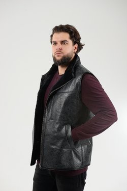 Жилет универсальный из натуральной дубленочной овчины