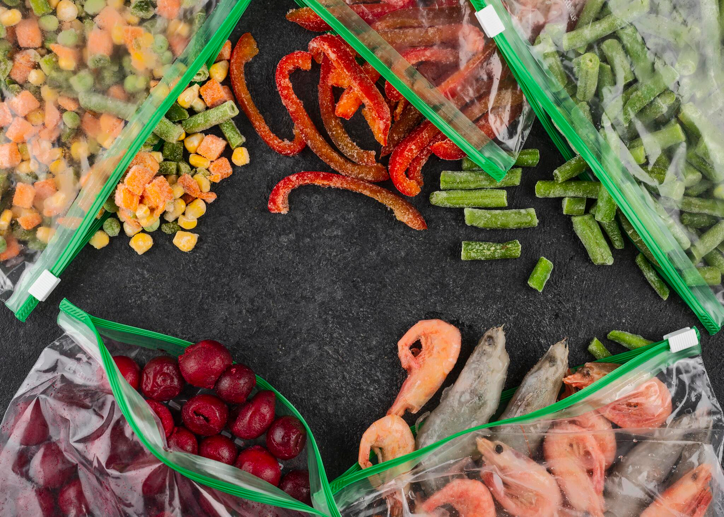 Продукты, которые нельзя хранить в морозилке: чего точно избегать и почему