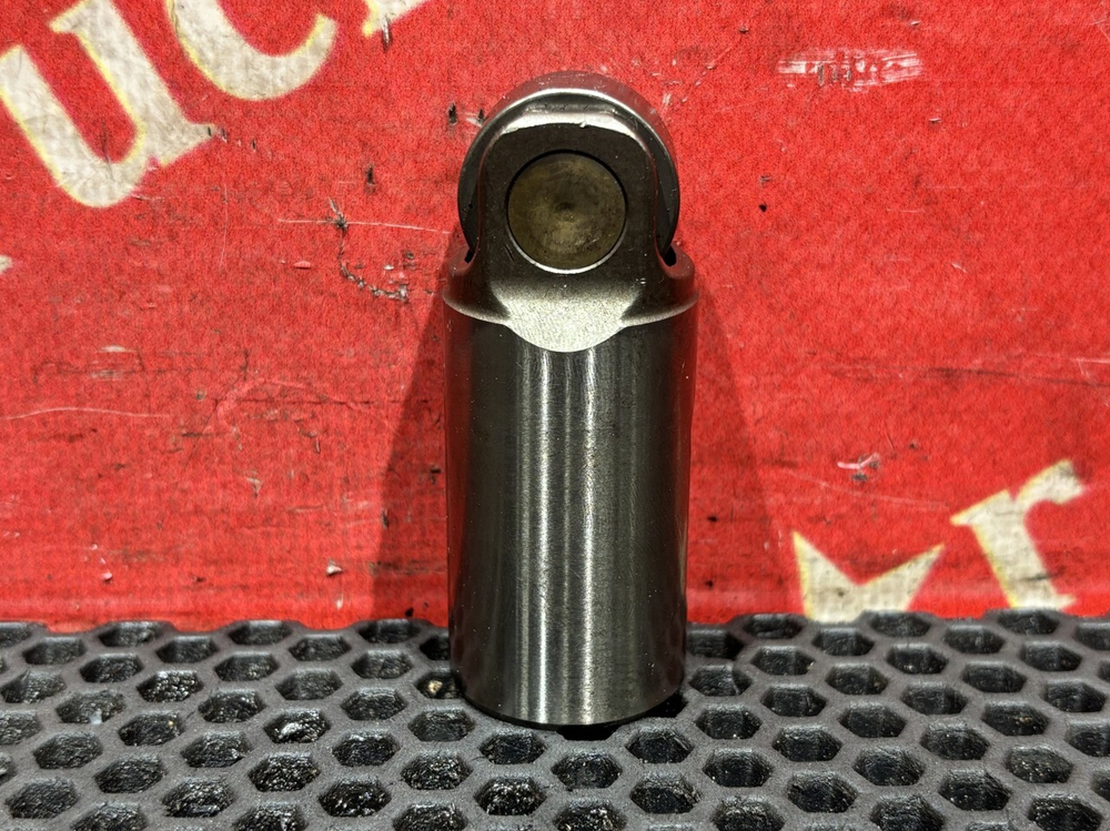 Толкатель впускного клапана 2019г