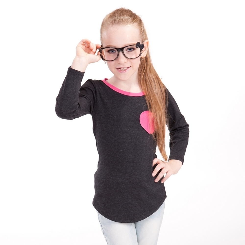 Лонгслив детский с контрастной аппликацией сердце