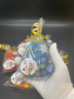 Ароматическое мыло ручной работы Елочки с шариками внутри