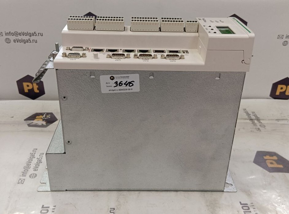 S.E. PACDrive LMC400CAA10000 с хранения