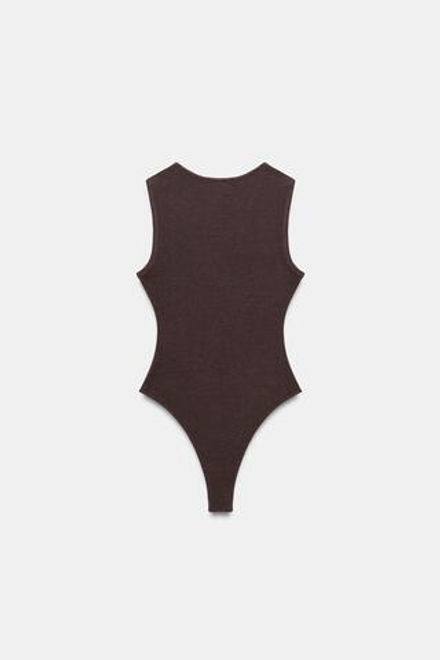 ZARA БОДИ ПРИТАЛЕННОЕ С V-ОБРАЗНЫМ ВЫРЕЗОМ, КОРИЧНЕВЫЙ