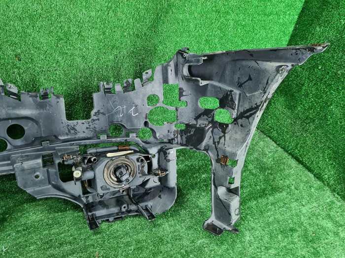 Кронштейн переднего бампера Mercedes C w203 (2000-2008)