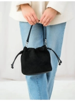 Сумка через плечо маленькая натуральная замша