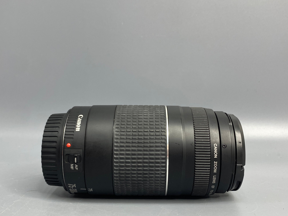 Canon EF 75-300mm 4-5.6 III USM