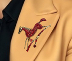 Брошка "Красная огненная лошадь". Женская брошь,украшение.Подарок на новый год. Символ года