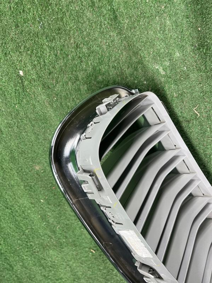 Решетка радиатора правая BMW X5 F15, X6 F16 (2013-2018)