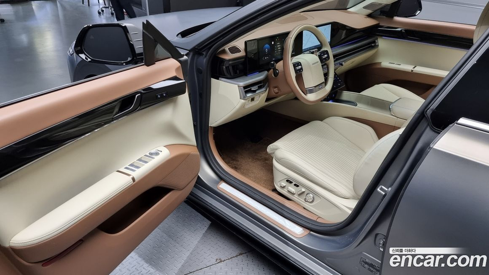 Hyundai Grandeur (Azera) (GN7) 2.5 Бензин 2WD (02.2023)
