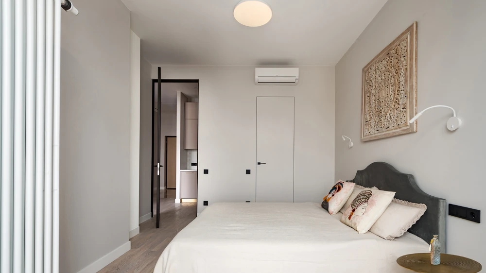 Потолочный светильник Maytoni ZON C032CL-90W3K-RD-W