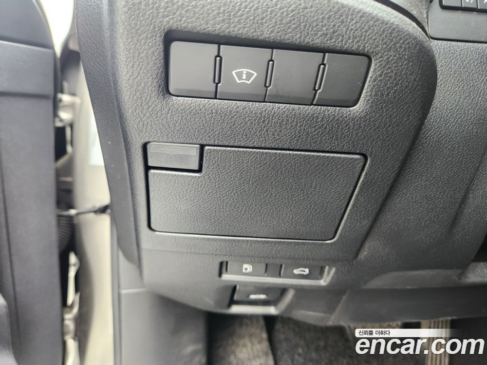 Lexus ES300h 7 Generation Luxury Plus (04.2021)