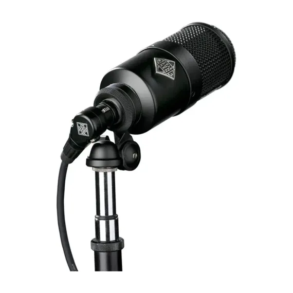Telefunken M82 Broadcast Black