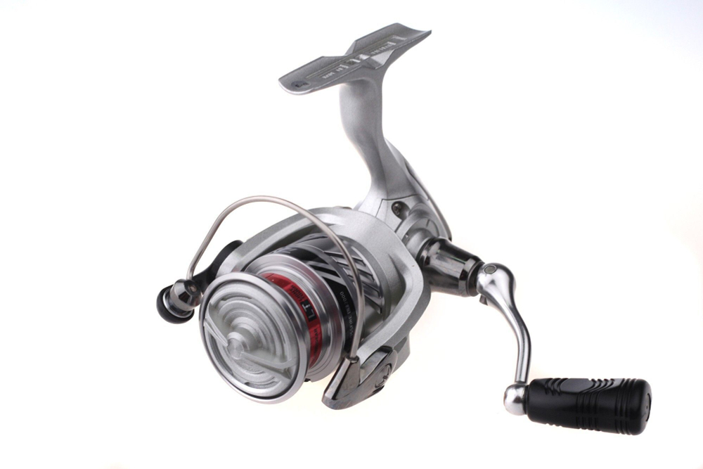 Катушка Daiwa безынерционная 20 Crossfire LT 1000