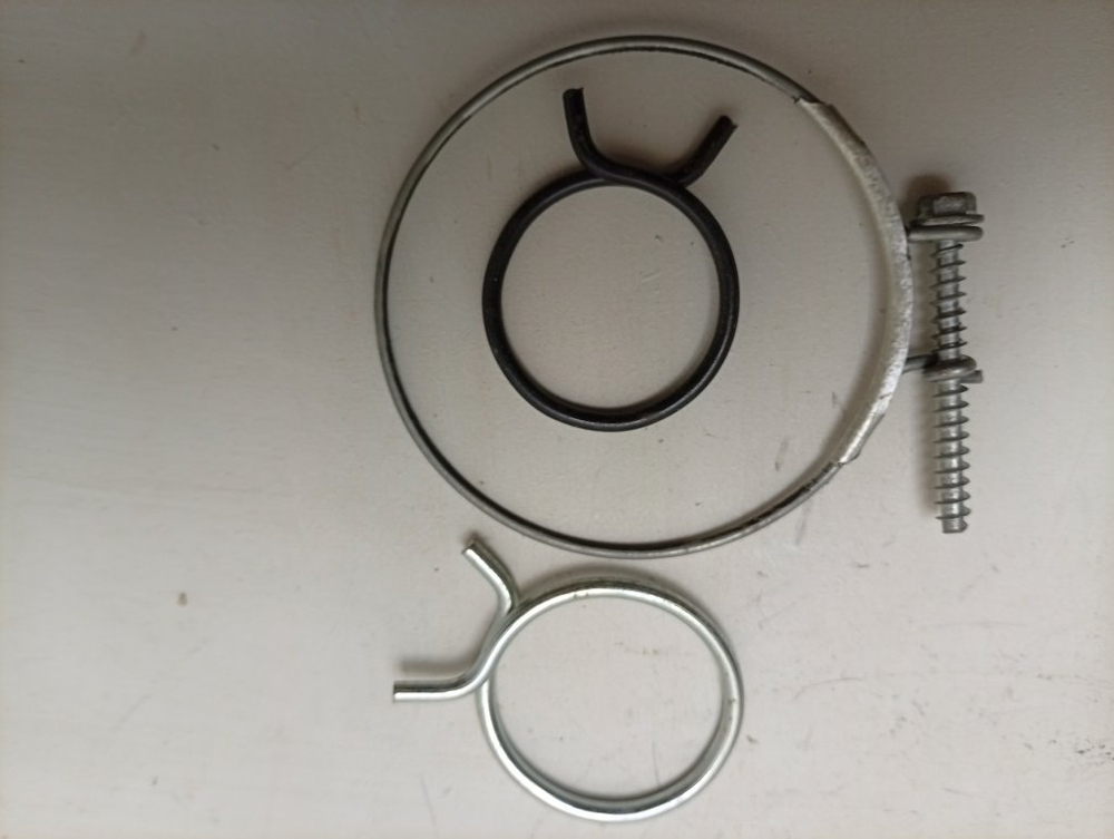 BWE81282LB кт35 Крепеж, хомуты для стиральной машины Indesit б/у